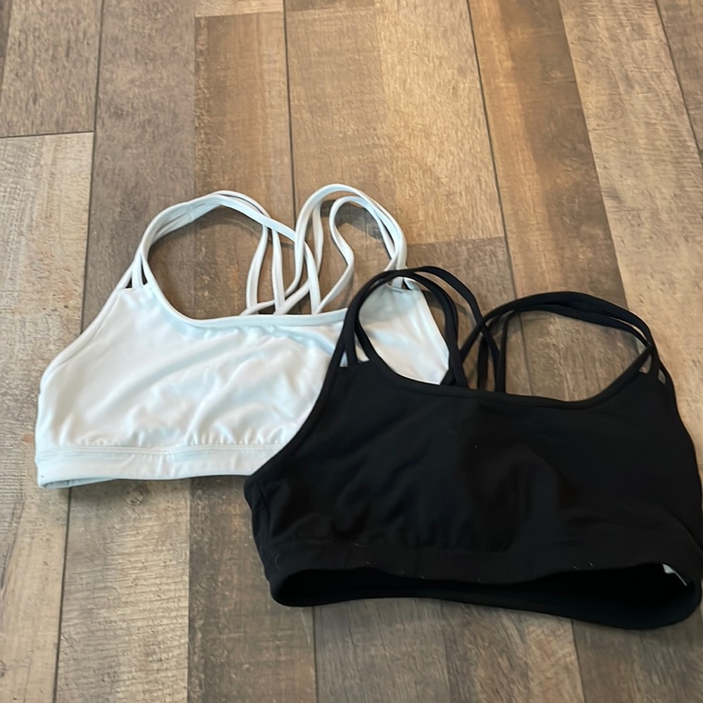Athleta sports bras black + white size M